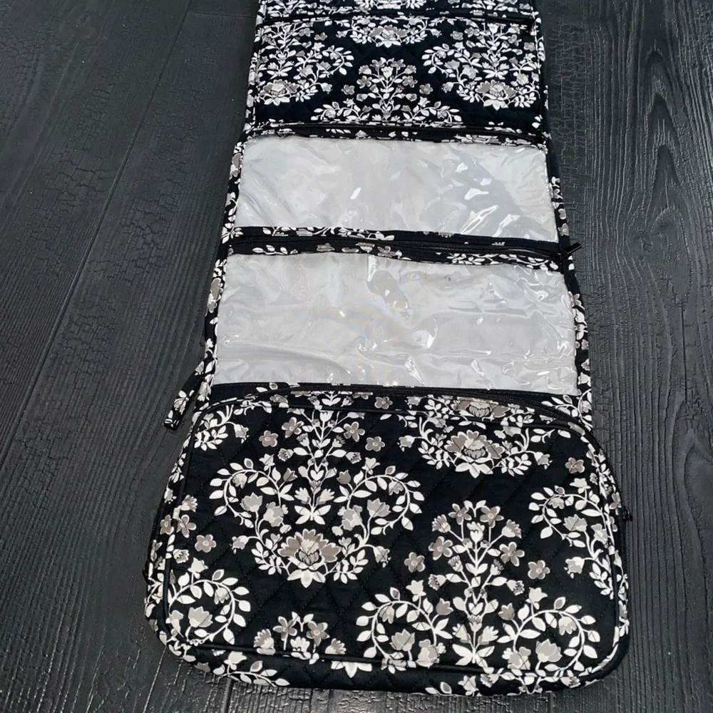 Vera Bradley Travel Hanging Toiletry Organizer Chandelier‎ Noir Black/Gray/White